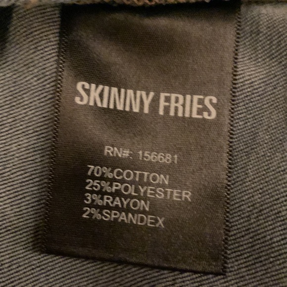 Skinny Fries distressed stretch blue denim jean jacket, size s - Picture 9 of 9